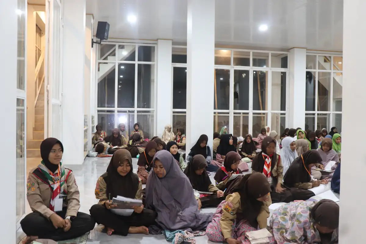 Malam Keagamaan LT2 Kwarran Jatinagara Hadirkan Syarhil Quran dan Kuis Seru